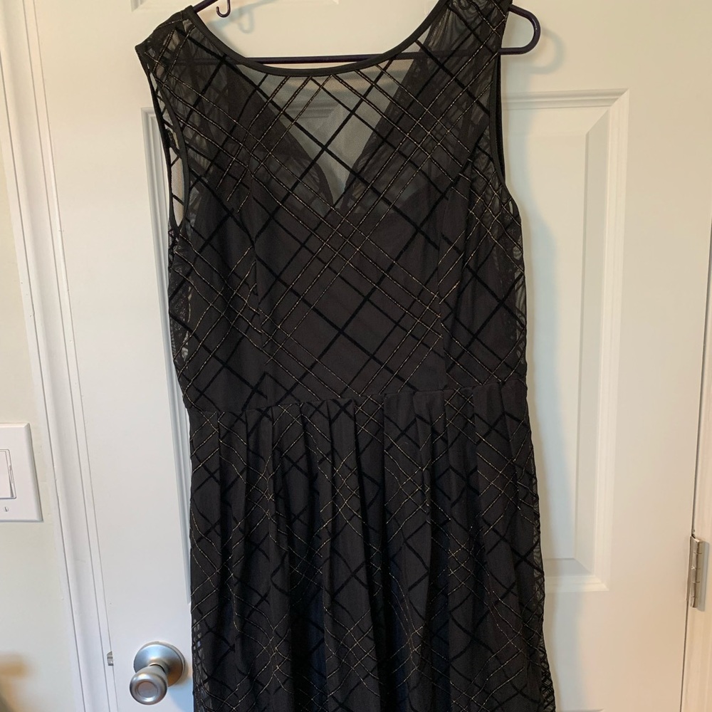 Ellen Tracy Black & Silver Cocktail Dress